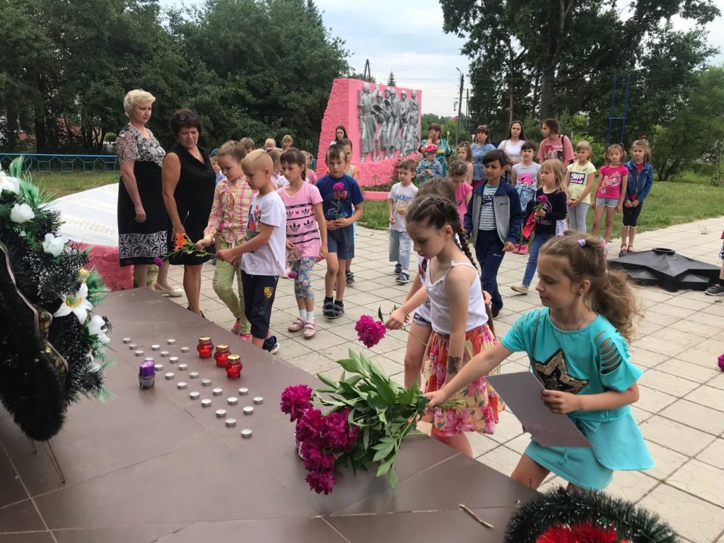 В Китовском сельском поселении прошли мероприятия, посвященные Дню памяти и скорби