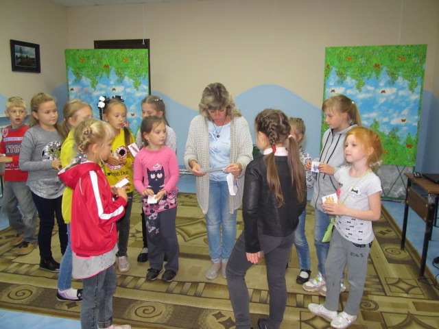 В клубе и библиотеке д. Филино прошла игровая программа для детей «Игры наших бабушек»
