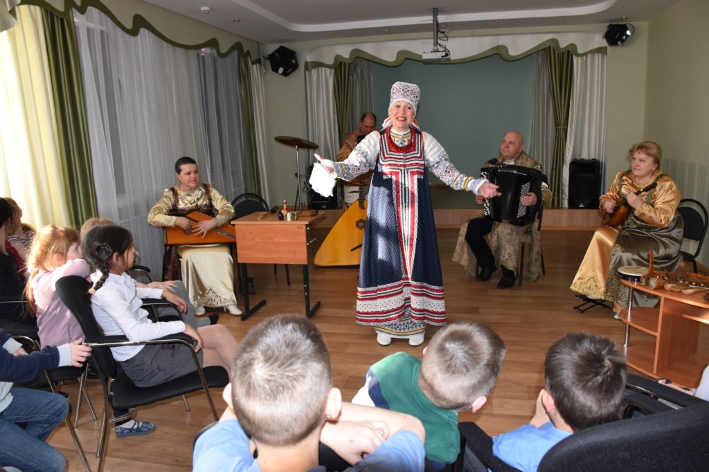 Ансамбль народной музыки «Малинка» в гостях у воспитанников Шуйского детского дома-школы
