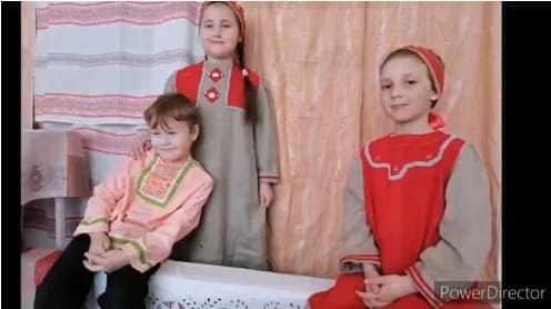 Тематическое занятие "Русский народный костюм" в Харитоновском ДК