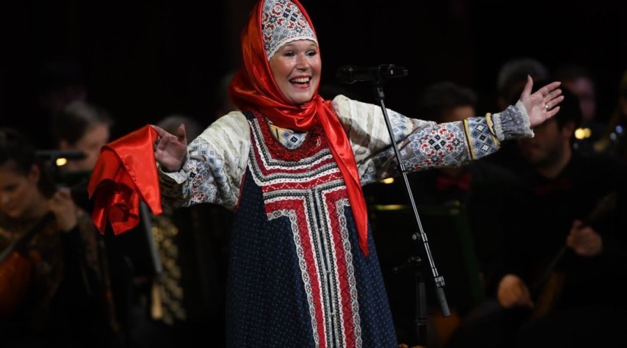 Артисты ансамбля народной музыки «Малинка» выступили на открытии VIII Фестиваля «София – 2022» в Московском концертном зале «Зарядье»