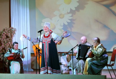 Праздничный концерт в Пучежском доме-интернате для престарелых и инвалидов
