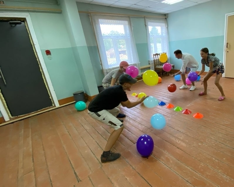 Конкурсно - игровая программа «День воздушного шара»  в ДК с. Зеленый Бор