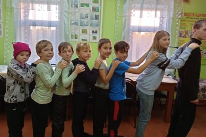 Развлекательная программа "Играем и смеемся" в Клочковском ДК