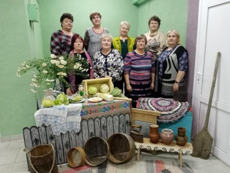 Встреча членов любительского объединения "Кумушки" Афанасьевского сельского клуба