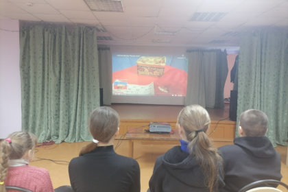 В Милюковском Доме культуры играют в "Русское лото"