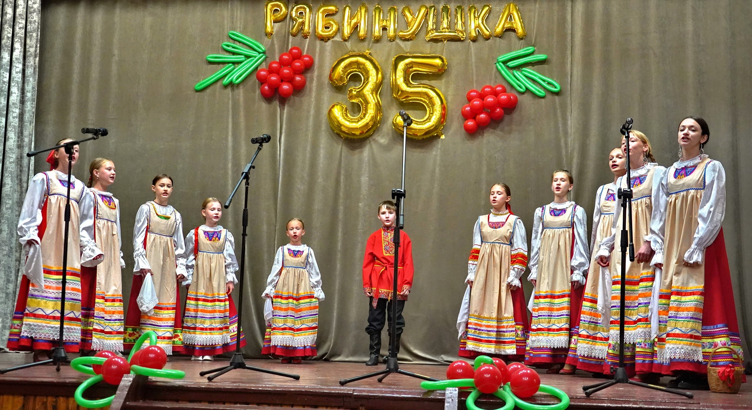 35-лет народному хору "Рябинушка"