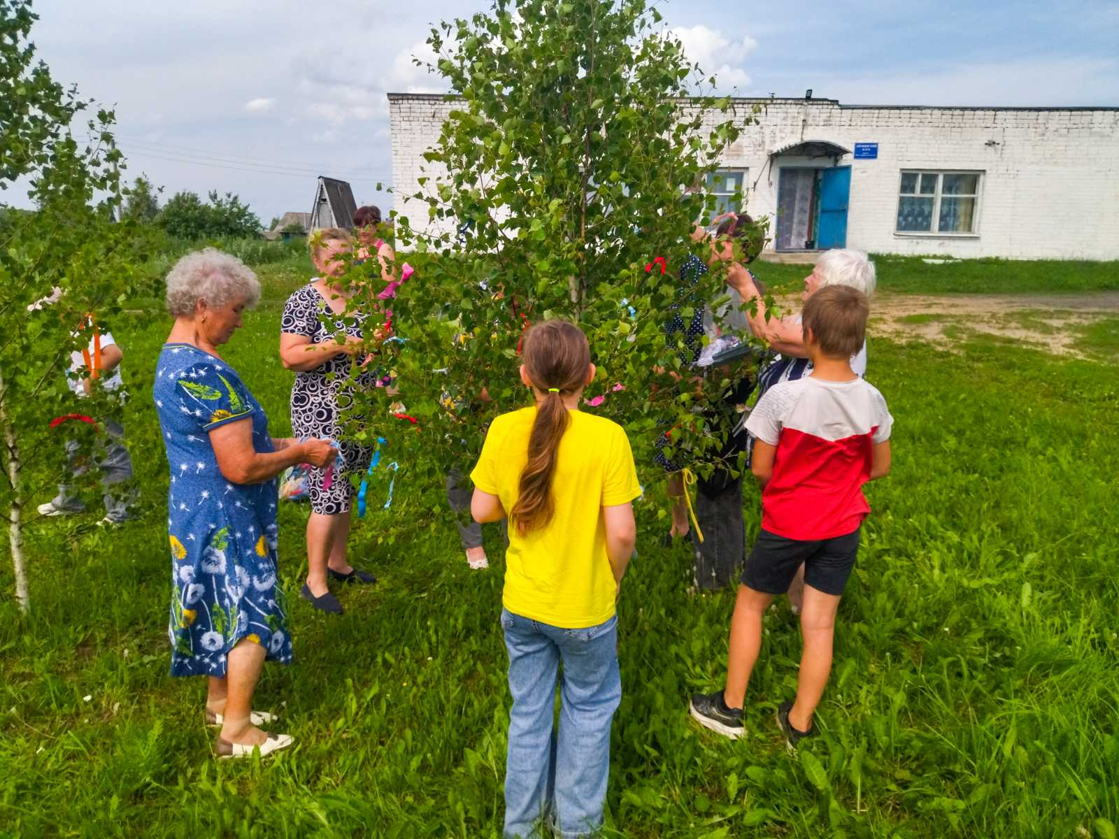 Зеленые святки в Арефино